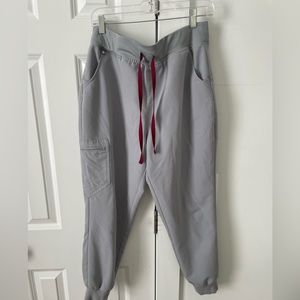 FIGS High-Waisted Zamora Jogger Scrub Pants in color Cement, Size L Petite